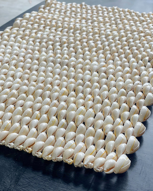 Creamy White Cowrie Shells Placemat - Set of 2